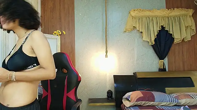 miss leidy  online show from March 28, 2026, 1:50 am