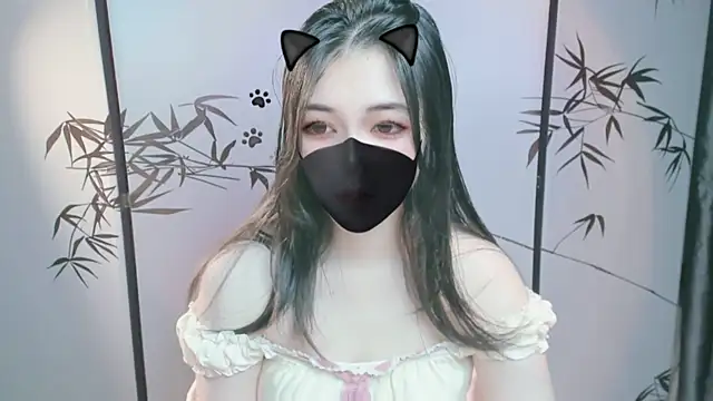 Sparkly Candy online show from November 3, 2025, 9:07 pm