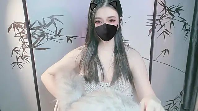 Sparkly Candy online show from November 7, 2025, 1:26 pm