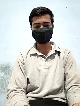 GirlsCrush  online show from November 12, 2025, 7:07 pm