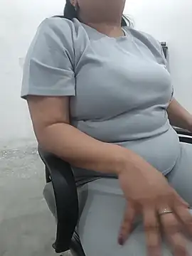 Snapshot of payal_261072_ chatting on March 5, 2026, 4:20 am payal 261072 online show from March 5, 2026, 4:20 am