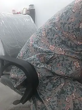 Snapshot of payal_261072_ chatting on February 21, 2026, 4:14 am payal 261072 online show from February 21, 2026, 4:14 am