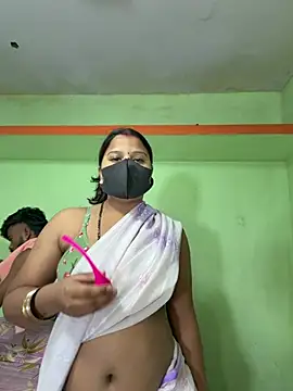 Shneeha le online show from March 12, 2026, 9:02 am