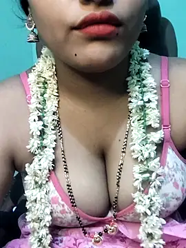 Shneeha le online show from September 9, 2025, 4:49 pm