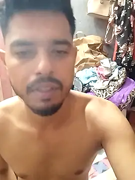 Snapshot of fcukboiiiii69 chatting on February 5, 2026, 9:43 pm fcukboiiiii69 online show from February 5, 2026, 9:43 pm