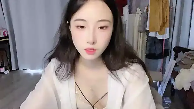 Freya7777 online show from September 14, 2025, 7:42 am