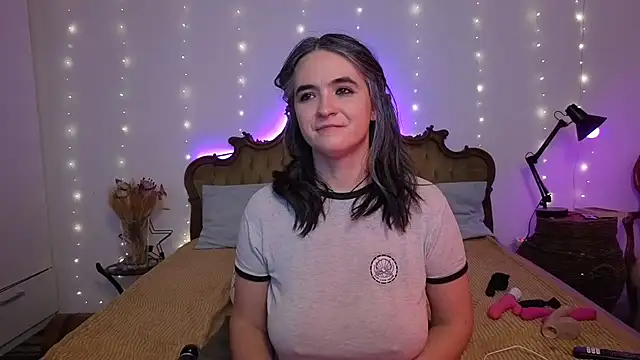 Snapshot of SilkenSin chatting on March 15, 2026, 9:55 pm SilkenSin online show from March 15, 2026, 9:55 pm