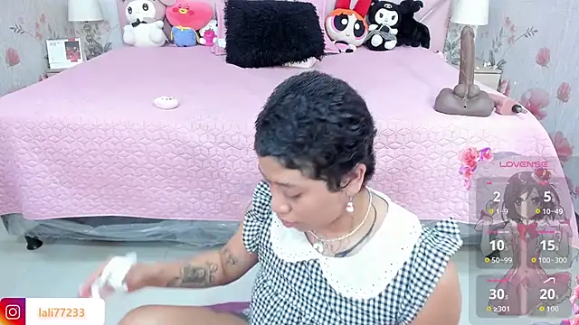 Snapshot of SafiroAgataaa chatting on June 28, 2026, 2:40 am SafiroAgataaa online show from June 28, 2026, 2:40 am