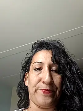 Snapshot of ivonne_9 chatting on October 24, 2025, 4:28 pm ivonne 9 online show from October 24, 2025, 4:28 pm