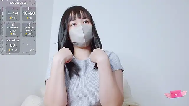 Zinzin chan online show from April 14, 2026, 6:57 pm