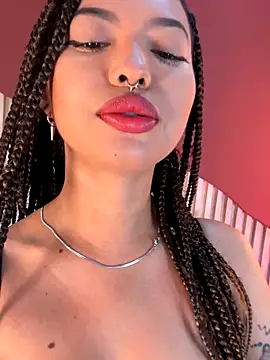 Snapshot of Nina_Kinky chatting on September 15, 2025, 1:44 pm Nina Kinky online show from September 15, 2025, 1:44 pm