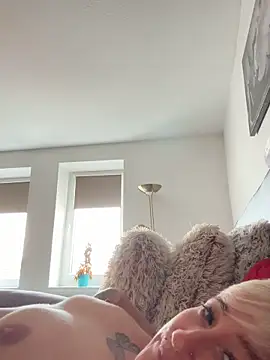 Rozendefotz online show from April 1, 2026, 1:41 pm