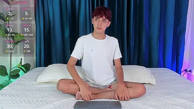 Snapshot of Jack_Noir chatting on October 29, 2025, 1:32 pm Jack Noir online show from October 29, 2025, 1:32 pm