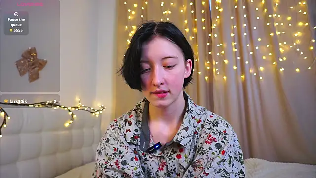 JuanaFriesz online show from January 16, 2026, 9:13 am