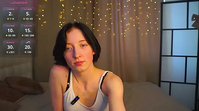 JuanaFriesz online show from February 5, 2026, 9:16 am