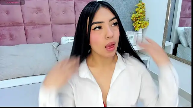 Snapshot of missconnor chatting on September 16, 2025, 12:28 pm missconnor online show from September 16, 2025, 12:28 pm
