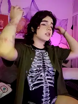 Snapshot of damienbeltmonth chatting on October 29, 2025, 11:36 pm damienbeltmonth online show from October 29, 2025, 11:36 pm