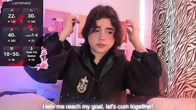 Snapshot of damienbeltmonth chatting on October 6, 2025, 5:13 pm damienbeltmonth online show from October 6, 2025, 5:13 pm