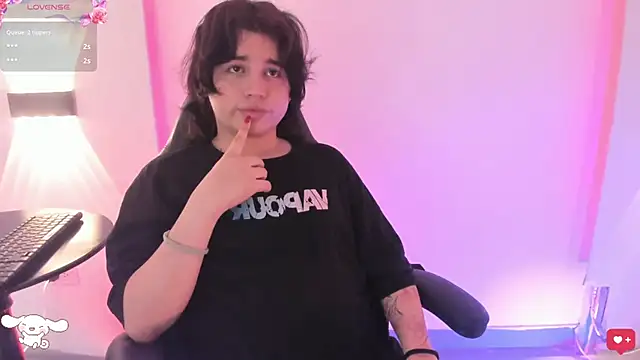 Snapshot of damienbeltmonth chatting on October 8, 2025, 7:21 am damienbeltmonth online show from October 8, 2025, 7:21 am