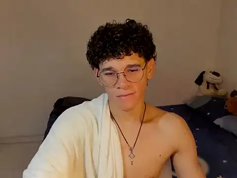 Tom Blues online show from October 28, 2025, 12:59 pm