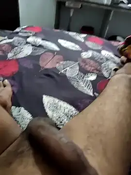 riyaroy087 online show from February 22, 2026, 10:39 am