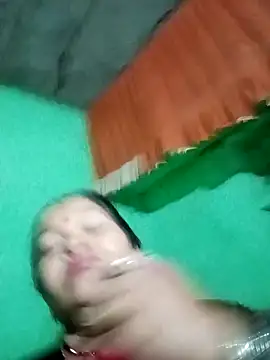 Manavi x online show from December 20, 2025, 11:40 pm