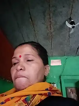 Manavi x online show from June 12, 2026, 12:58 pm