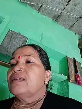 Manavi x online show from July 8, 2026, 8:26 am