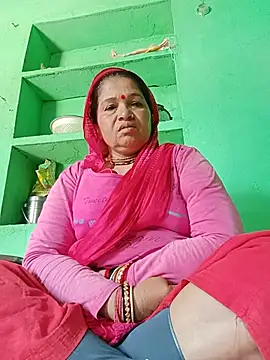 Manavi x online show from June 26, 2026, 4:07 am
