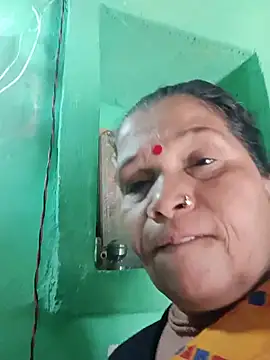 Manavi x online show from June 14, 2026, 2:46 am