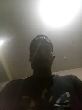 Snapshot of Bebicho14 chatting on October 5, 2025, 8:05 am Bebicho14 online show from October 5, 2025, 8:05 am