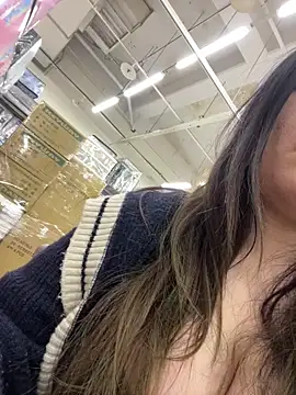 Lovelyanan online show from March 27, 2026, 1:12 pm