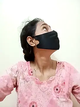 Softecho-03 online show from October 25, 2025, 1:45 pm