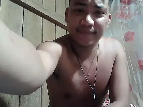 Snapshot of Hottie_pinoy21 chatting on January 16, 2026, 7:23 am Hottie pinoy21 online show from January 16, 2026, 7:23 am