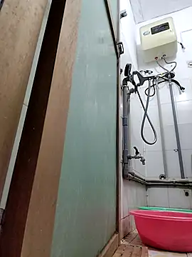 simsim-00 online show from December 3, 2025, 3:07 am