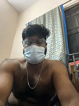 DJLOVE280825 online show from January 13, 2026, 11:52 pm