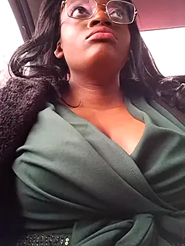 Snapshot of SexyGemBeautyX chatting on October 31, 2025, 11:18 am SexyGemBeautyX online show from October 31, 2025, 11:18 am