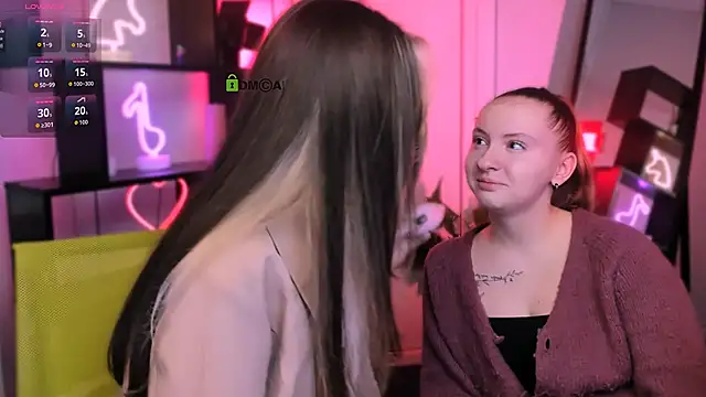 mila glow1 online show from November 30, 2025, 7:25 pm