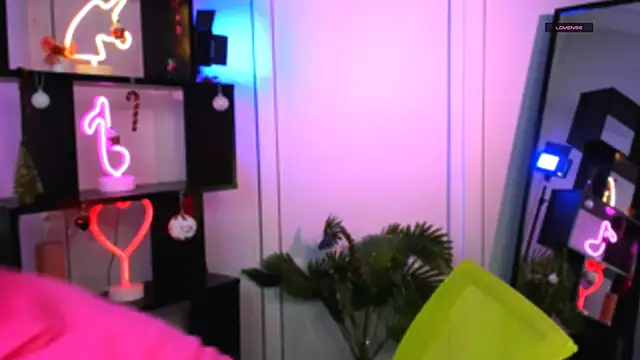 mila glow1 online show from January 8, 2026, 7:31 pm