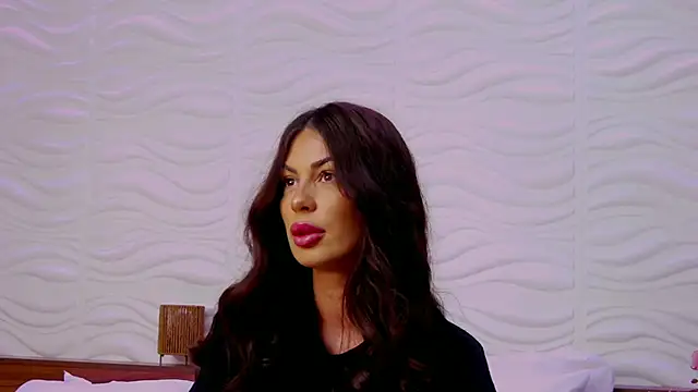 EvaRhea online show from September 17, 2025, 3:41 am