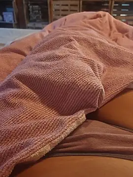 Horny mummy online show from July 25, 2026, 6:32 am