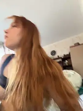 LunaMillie online show from March 17, 2026, 11:24 am