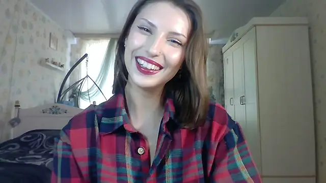 RuxaShade online show from October 6, 2025, 11:11 am