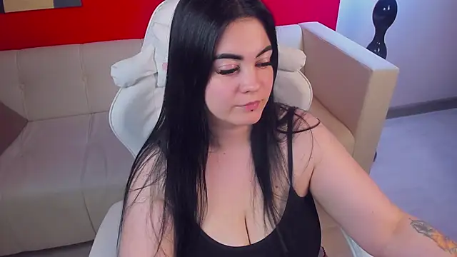 SandraEleson online show from November 15, 2025, 5:33 am