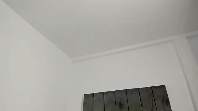 Ebony danik online show from February 5, 2026, 1:01 am