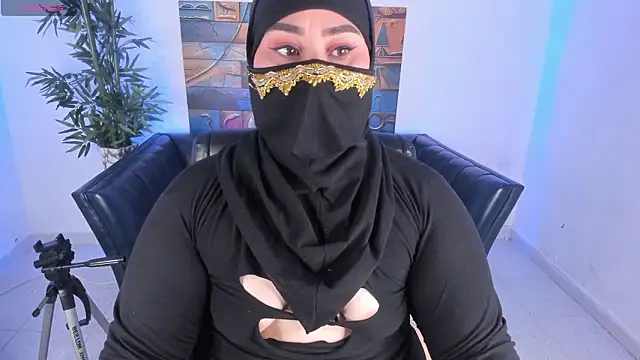 Snapshot of samanee_konn chatting on February 9, 2026, 7:01 pm samanee konn online show from February 9, 2026, 7:01 pm