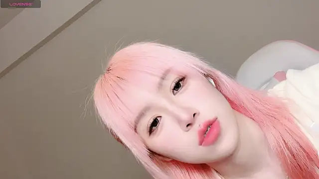 jiajia 0902 online show from November 14, 2025, 10:19 am