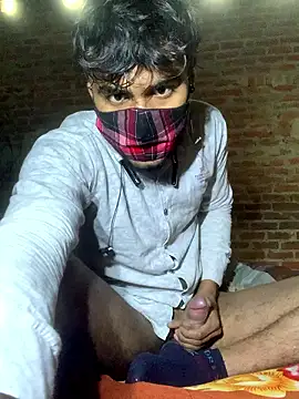 uniquesexyboy5689 online show from January 17, 2026, 11:47 am