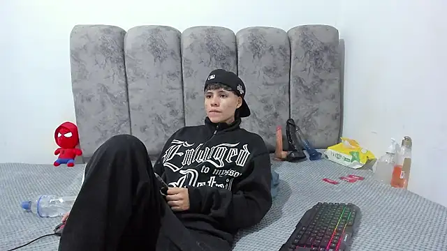 Bruno Cruzz online show from July 30, 2026, 2:21 am