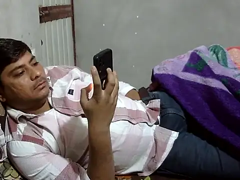 Ajmersingh335512 online show from April 7, 2026, 5:15 pm